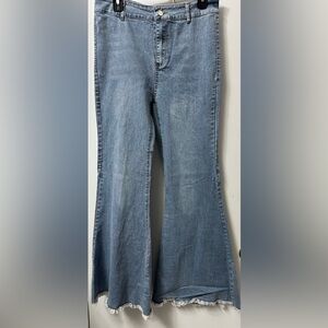 Jardin by Macris Blue Flared Jeans
Size XL 12
Excellent condition